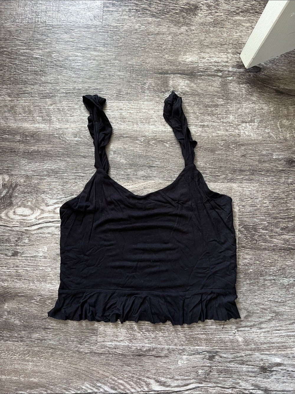 Aeropostale Black Ruffle-Hem Camisole Tank